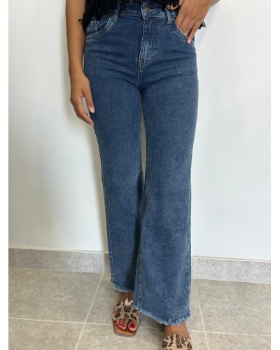 Vaquero recto tiro medio