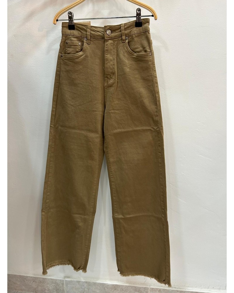 Vaquero deflecado tiro alto