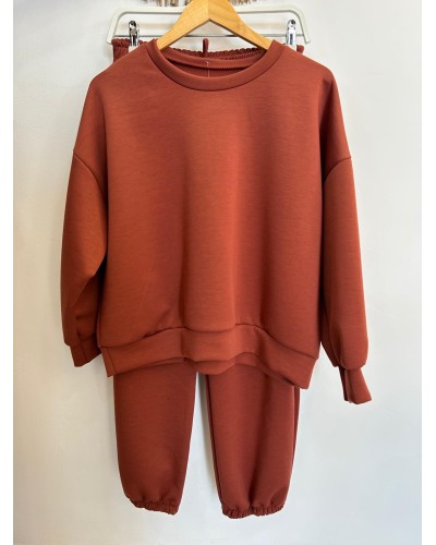 Conjunto chandal puño