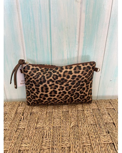 Cartera de mano animal print