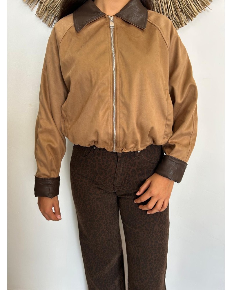 Chaqueta detalles polipiel