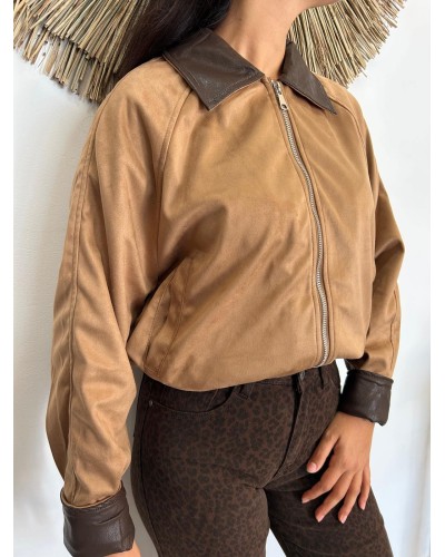 Chaqueta detalles polipiel