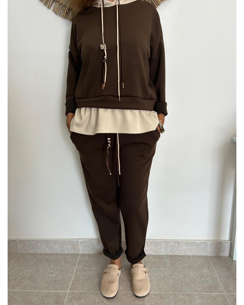 Conjunto deportivo III