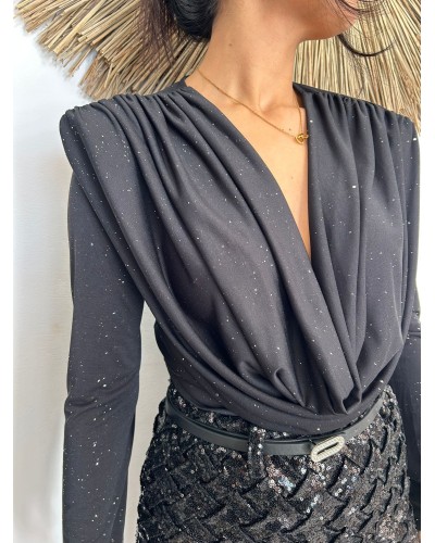 Camiseta escote caido brillo