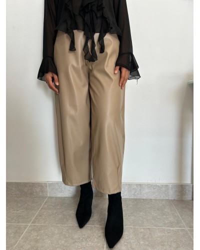 Pantalón ancho polipiel