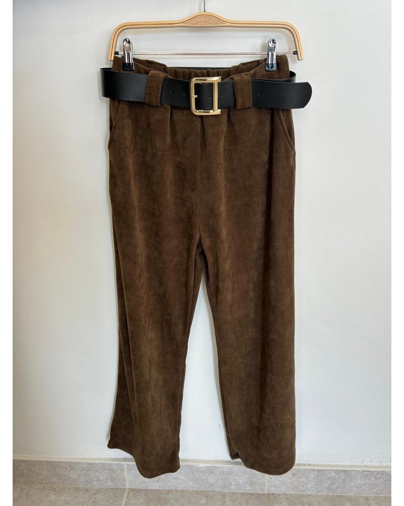 Pantalón corte recto