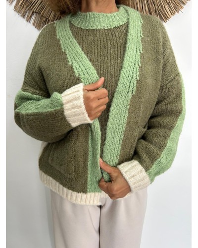 Rebeca de punto tricolor