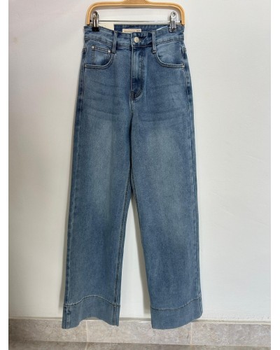 Vaquero tiro alto recto