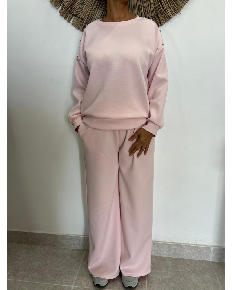 Conjunto deportivo tachuelas