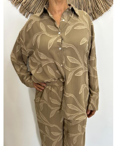 Conjunto estampado hojas