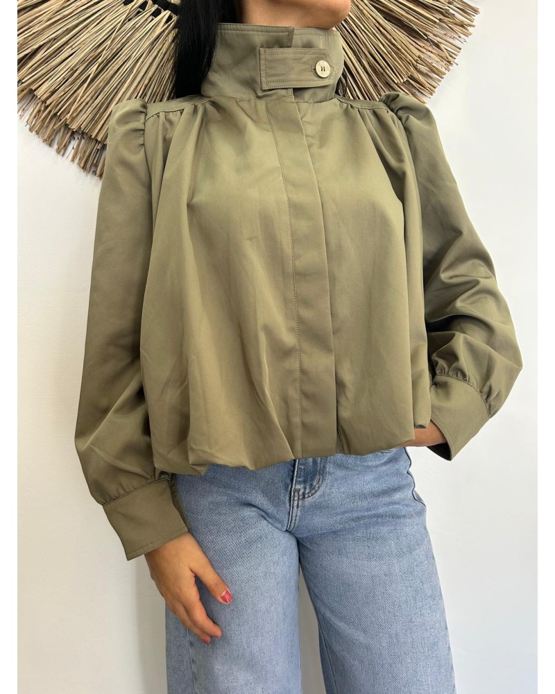 Chaqueta cuello chimenea